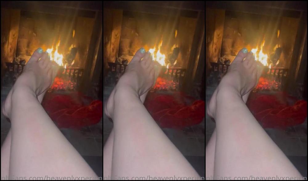 Heavenly Xperience Nicknamed Heavenlyxperience 03 22 2023 Onlyfans Video By The Fire Waiting On My Lover To Bring My Bbc To These Feet