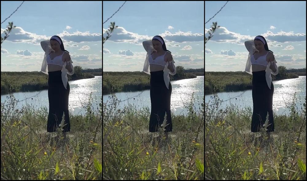 Marina Filatova Nicknamed Filatochka 08 18 2025 Onlyfans Video I Wanted To Bathe In The River Deep In The Empty Forest So I Started Taking