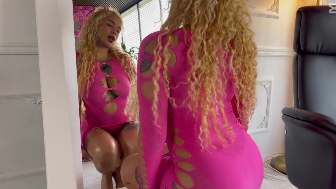 Miachava Nicknamed Laperversamiaqueen 02 19 2025 Onlyfans Video 100 Days Challengeday 38I Love Myself So Much That Sometimes When I Look Myself In The