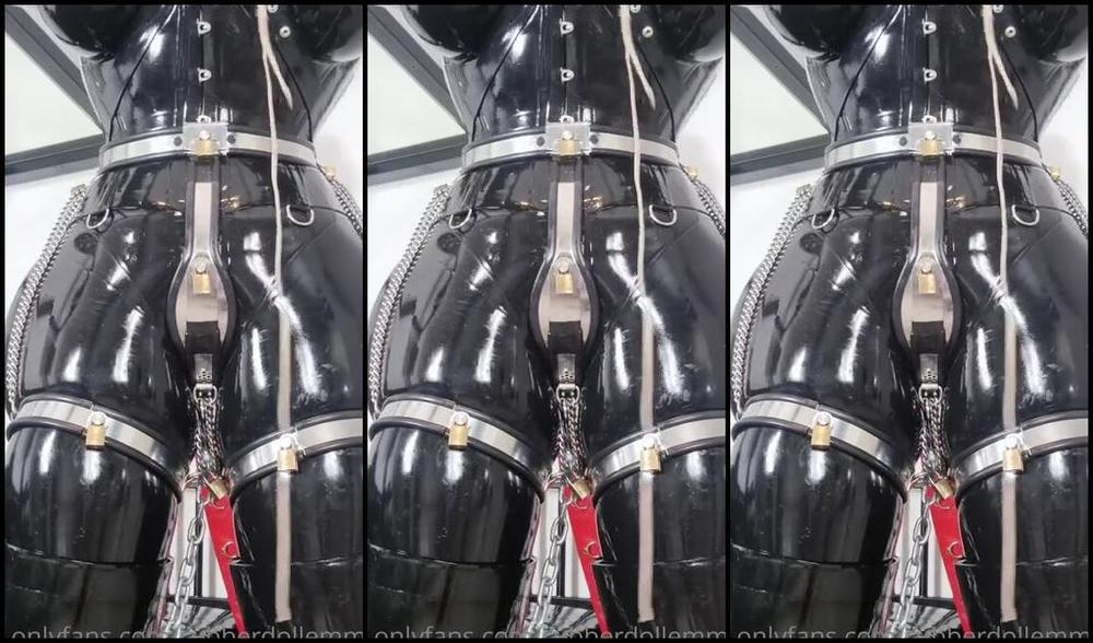 Emma Lee Nicknamed Rubberdollemma 09 20 2024 Onlyfans Video Well Which Horny Rubber Cock Wants To See Me Live Tonight In Full Rubber And Locked