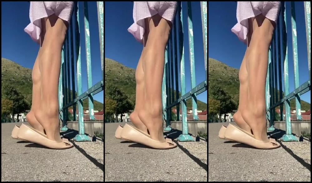 Harisnyas Csaj Nicknamed Harisnyas Csaj 08 31 2023 Onlyfans Video My Feet On Holiday