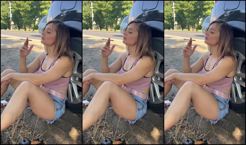 Only Yana Nicknamed Only Yana 08 29 2023 Onlyfans Video My Car Trips Are Different