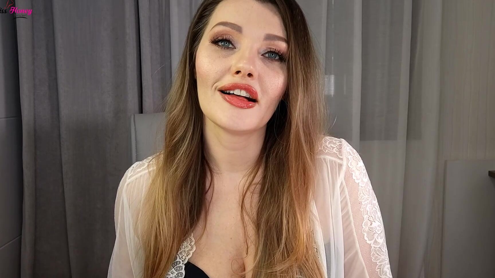 "Honey Barefeet" cuckolding, femaledomination, humiliation, mindfuck, sfw, sph Emasculated Cuckold with a little dick Manyvids