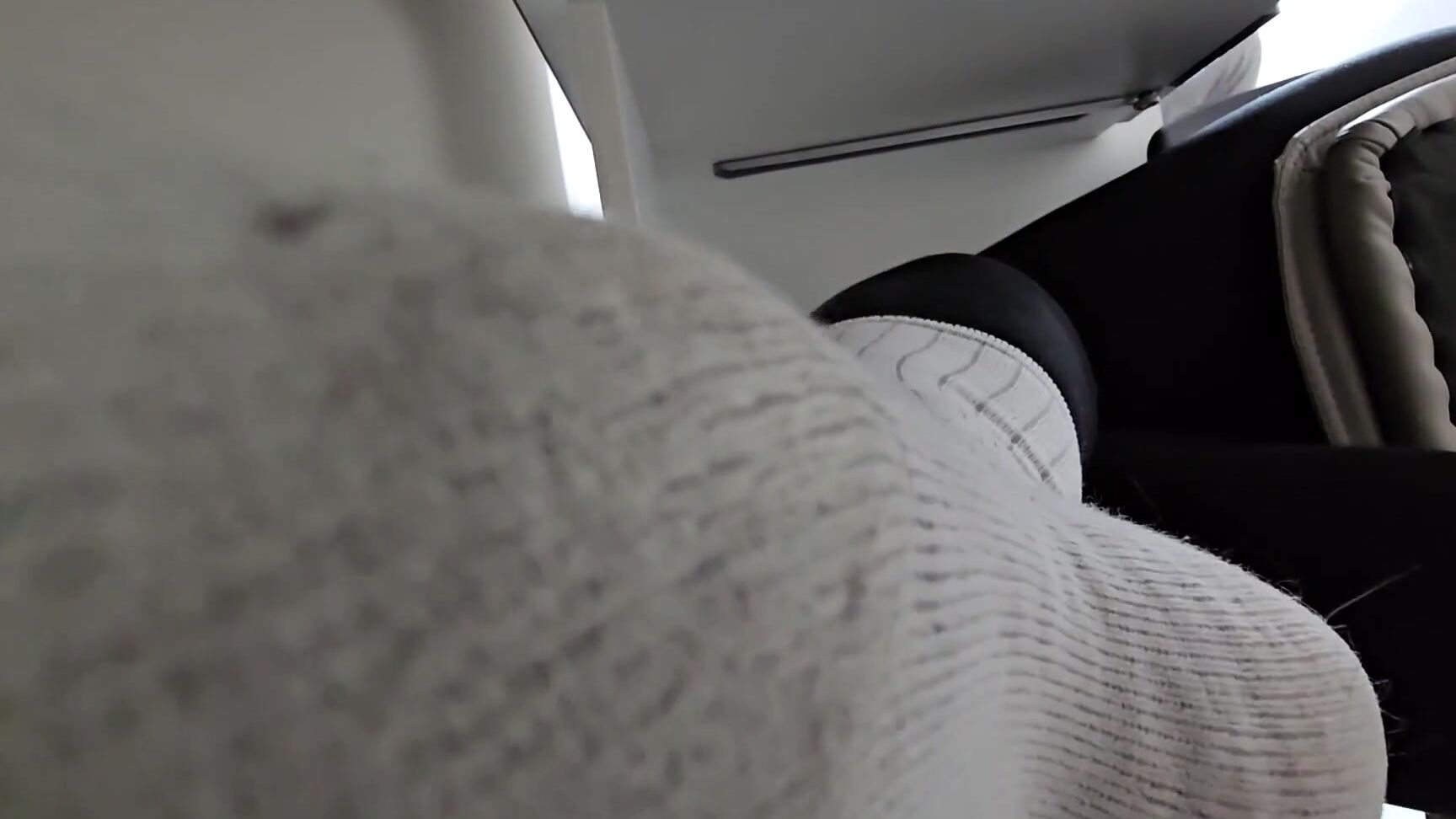 Heels Daze Org Unaware Giantess Working On Laptop In Socks Rz