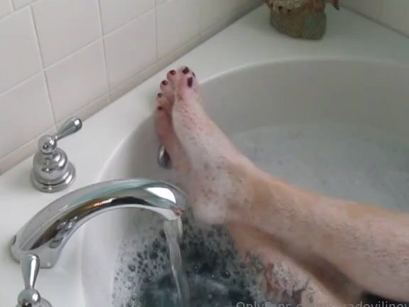 Kara Deviline Vip Nicknamed Karadevilinevip 03 22 2023 Onlyfans Video Come Join Me In My Bubble Bath This Set Has 7 Pictures And An Almost 2 Minute