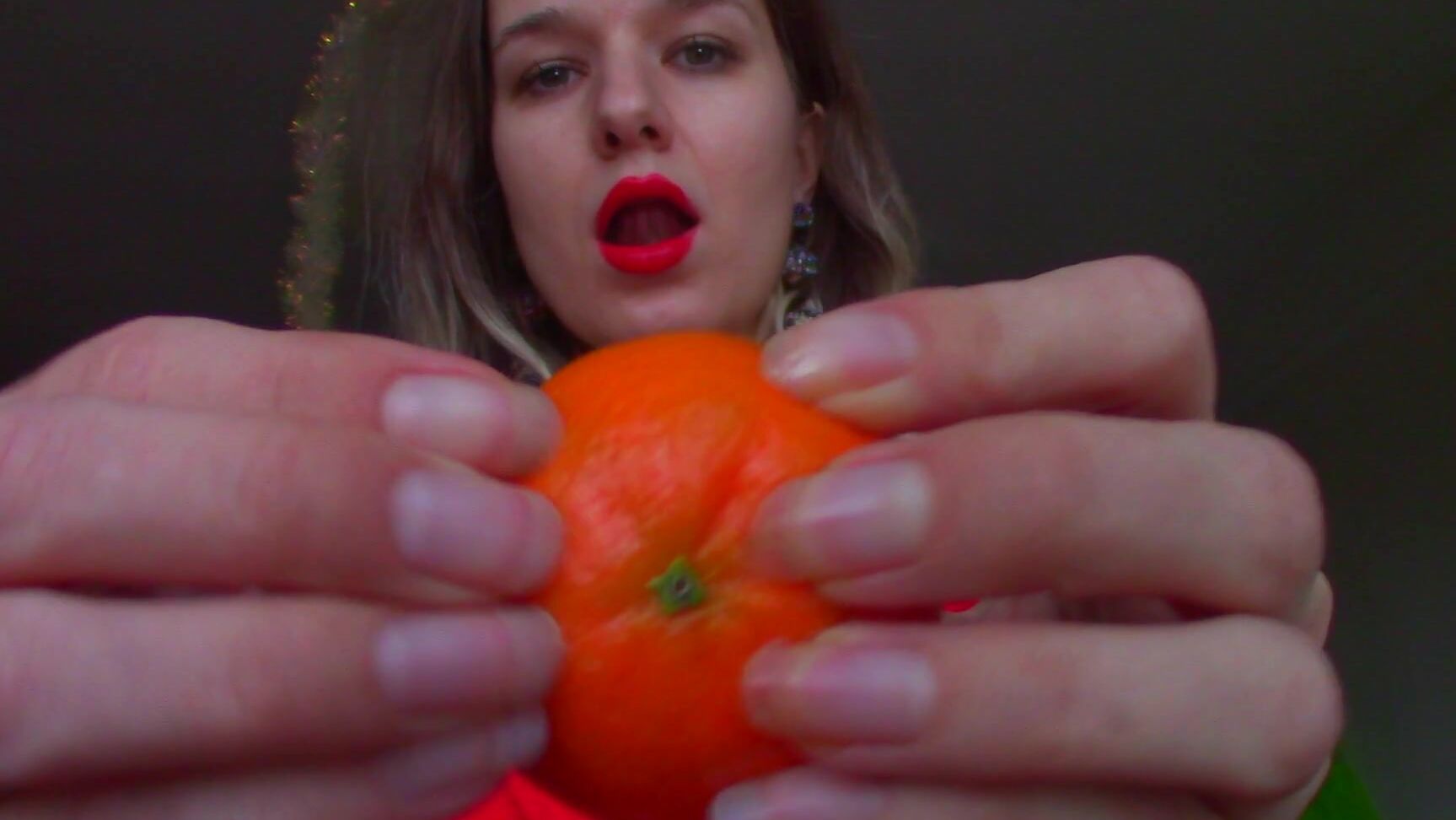 "Goddess Vanessa" cbt, finger nail fetish, jerk off instruction, scratching, nails Natural NAILS Vs FRUIT Manyvids