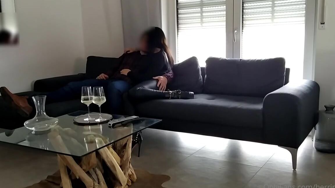 Herrin Lady Sarah Nicknamed Herrinlady Onlyfans Cuckold Ehemann Muss Zuschauen Wie Wir Uns Vergngen Mein Versklavter Ehemann Und Cuckold Trgt