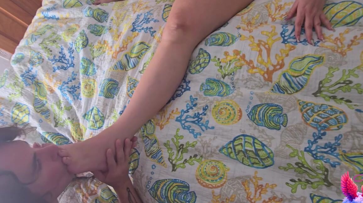 Heavenly Xperience Nicknamed Heavenlyxperience 09 10 2024 Onlyfans Video Charlie Had To Put My Foot In His Mouth Before Brad Gave Me Such Heavenly Head