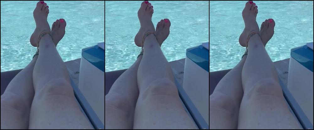 Kittys Pretty Feet Nicknamed Kittys Sweet Feet 04 07 2023 Onlyfans Video Im Traveling With My In Laws Who Have No Idea Im A Foot Model