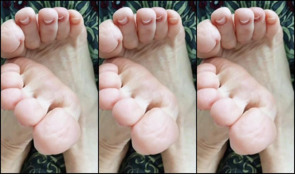 Kittys Pretty Feet Nicknamed Kittys Sweet Feet 01 27 2025 Onlyfans Video Wiggle Wiggle