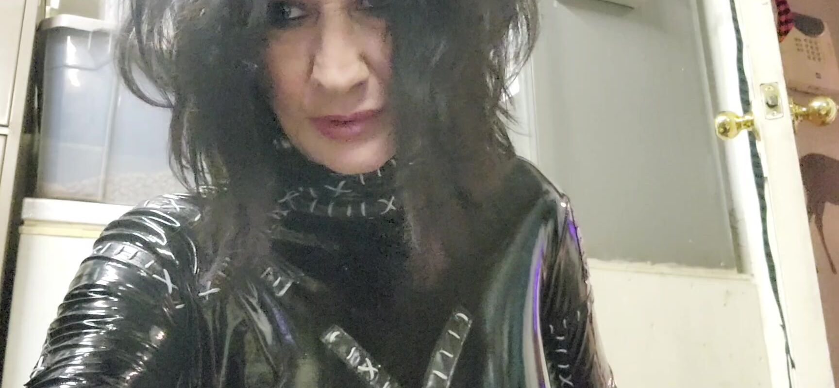 "Stormi Winters" latex, milf, smoking, human ashtray, kink DEGRADING MY HUMAN ASHTRAY manyvids