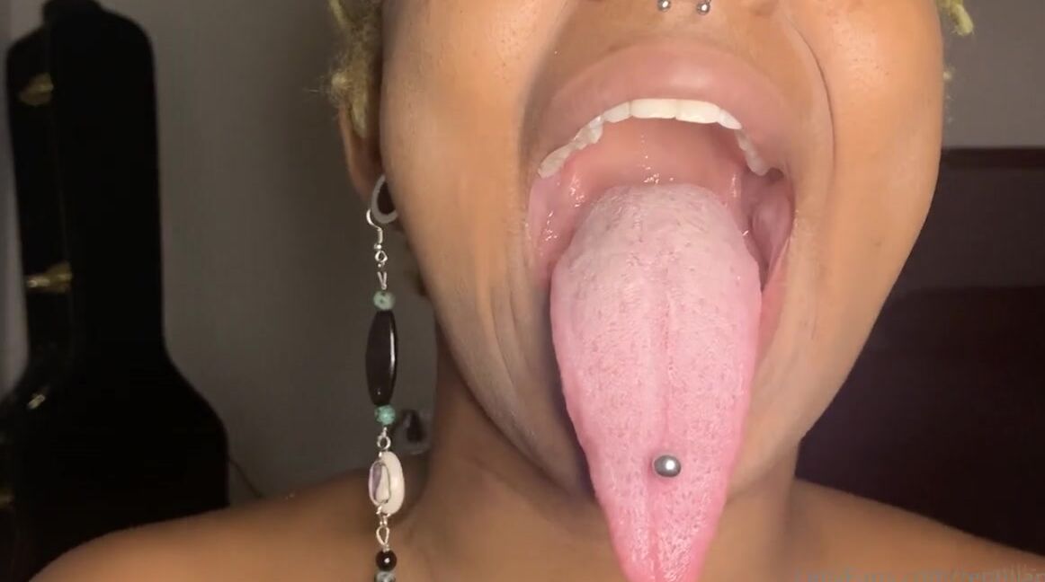 Irl Mileena Nicknamed Reptilianelite 05 09 2021 Onlyfans Video Dont Mind Me