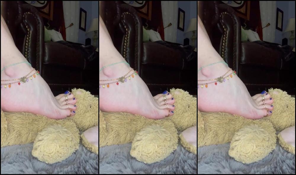 Kittys Pretty Feet Nicknamed Kittys Sweet Feet 04 09 2023 Onlyfans Video Happy Easter