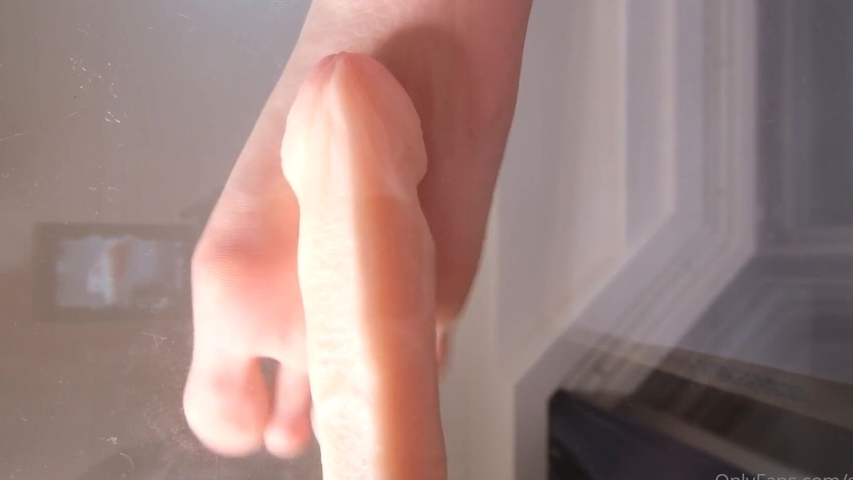 Aichan Souai Nicknamed Souai 09 17 2025 Onlyfans Video Pressed A Dildo Amp Cock Against The Glass And Rubbed Them Hard With My Soles