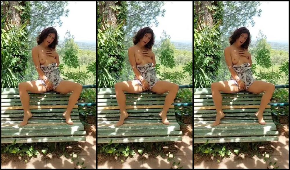 Julia Roca Nicknamed Juliarocax 08 07 2025 Onlyfans Video Mi Banco Preferido My Favorite Bank