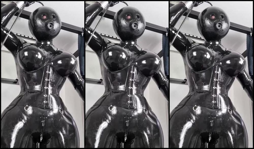 Emma Lee Nicknamed Rubberdollemma 12 11 2023 Onlyfans Video Hello Rubberists Have Another Nice Video Of Inflating My Ballhood And Shining It Up From