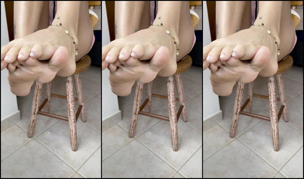 Cassie Bunnyarchv Nicknamed Bunnyarchv 03 06 2023 Onlyfans Video Relax With Me Here For A Moment Listen To The Birds While You Watch Me