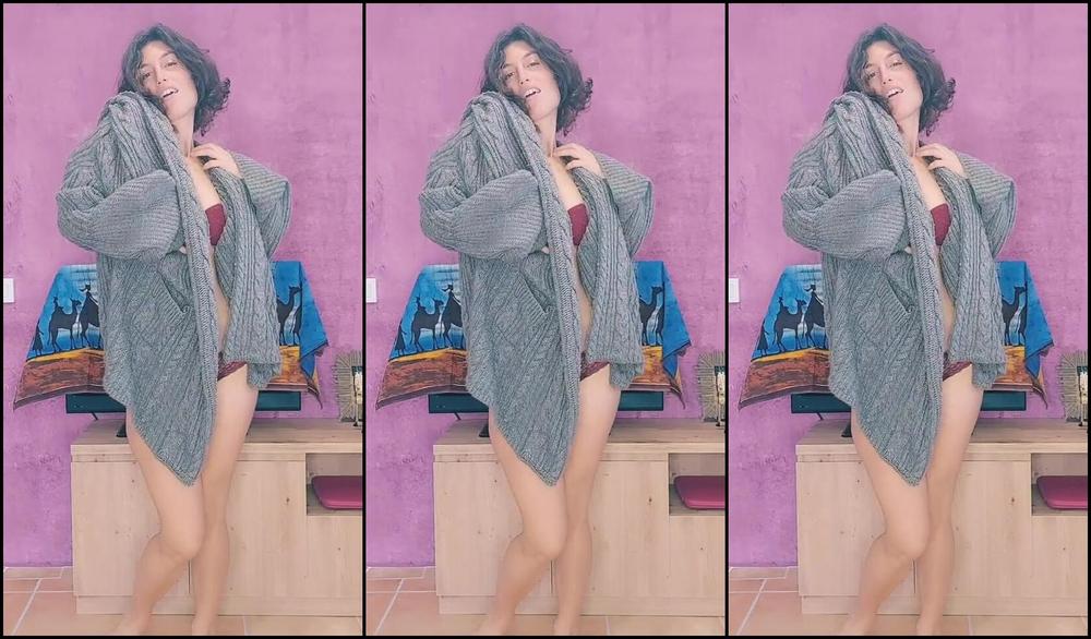 Julia Roca Nicknamed Juliarocax 11 18 2025 Onlyfans Video Un Trocito De Video Que Le Regal A Un Buen Fan