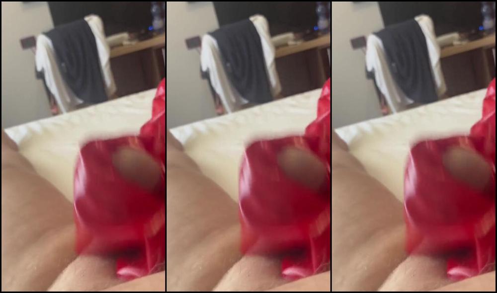 Misslatexangel Nicknamed Misslatexangel 07 25 2024 Onlyfans Video Red Rain Gloves And Blow Job Latexbadboy