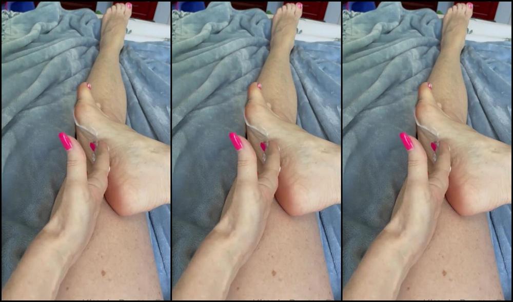Kittys Pretty Feet Nicknamed Kittys Sweet Feet 01 24 2023 Onlyfans Video I Guess Ill Just Have To Do This Myself