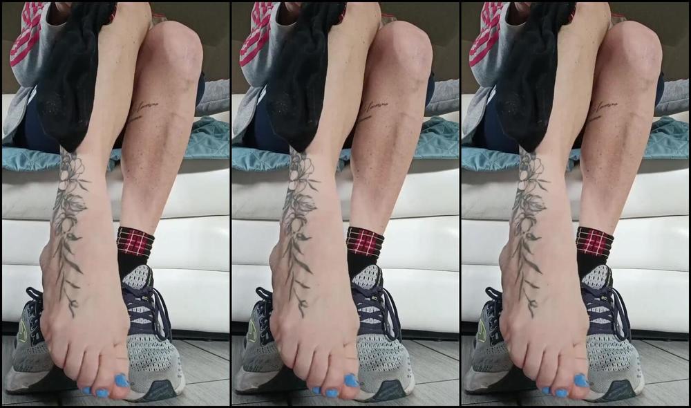 Onlybluefeet Nicknamed Onlybluefeet 02 20 2024 Onlyfans Video Oggi Dopo Un Ora Di Corsa