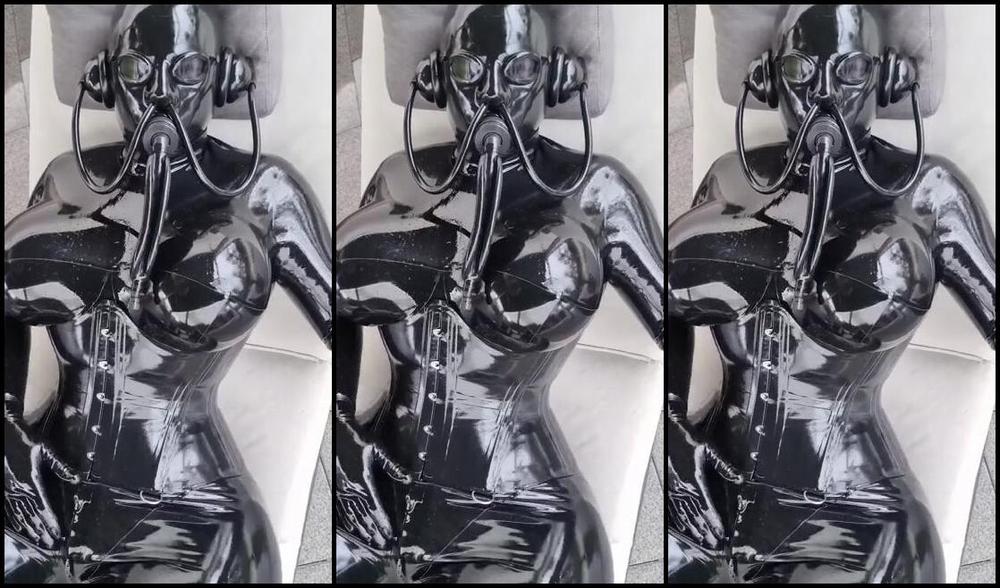 Emma Lee Nicknamed Rubberdollemma 12 29 2024 Onlyfans Video Do You Fancy A Great Live Streaming On New Years Eve Ill Be Coming Live On