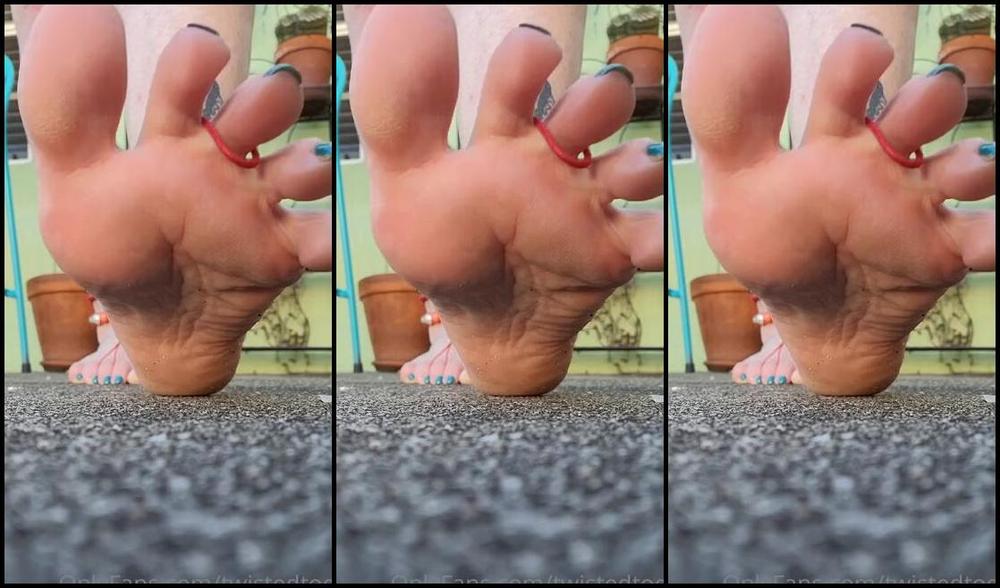 Twisted Toes Nicknamed Twistedtoes Foot Fetish 01 22 2023 Onlyfans Video Sandy Up Close Soles