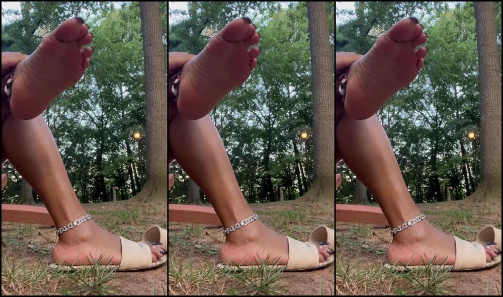 Mytoptiertoes Nicknamed Mytoptiertoes 07 14 2024 Onlyfans Video Outdoor Barefoot Sole Tease
