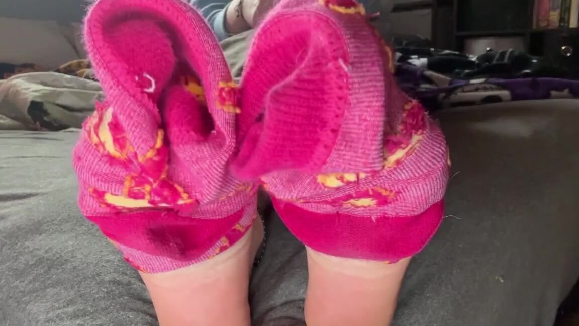 Gothex Rose Nicknamed Smokinrose444 04 18 2023 Onlyfans Video A Lil Sock Strip Tease Tuesday Har