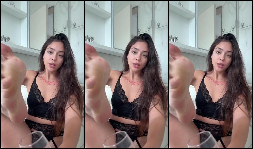 Yanina Girlvip Nicknamed Yanina Girlvip 06 04 2025 Onlyfans Video My First Selfworship Whit Wine