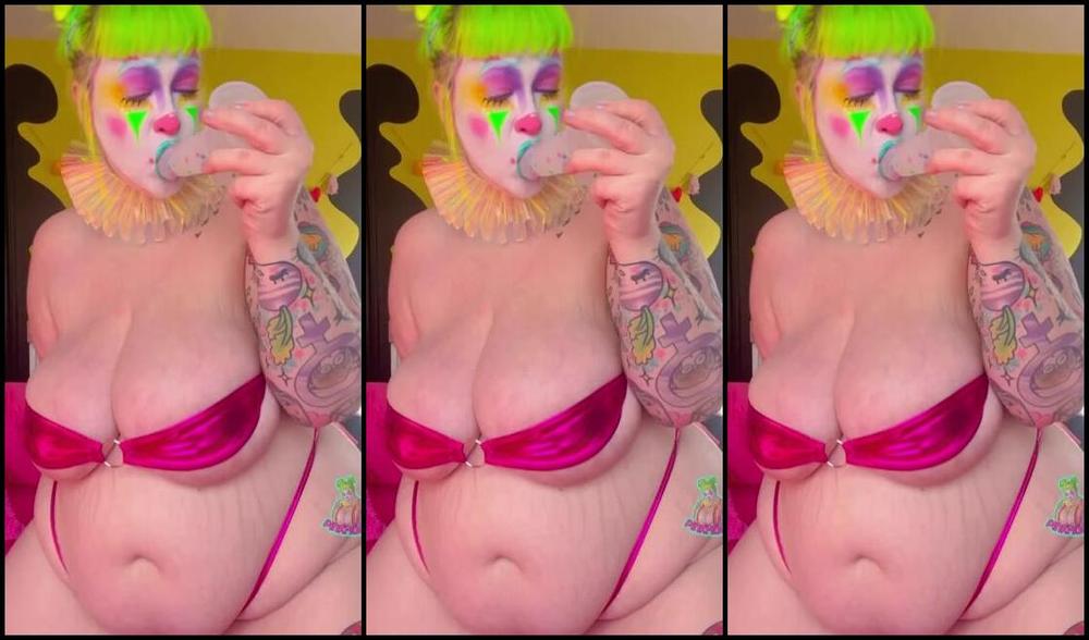 Kat Ravioli Nicknamed Pinkmaggit 07 17 2024 Onlyfans Video Clowns Love To Suck Cock
