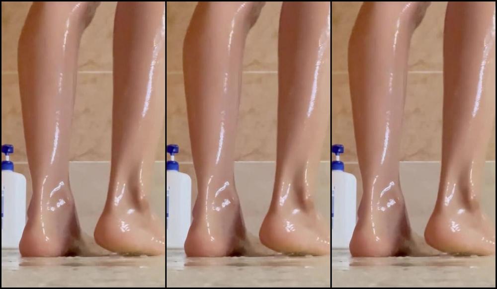 Gigi Feet Nicknamed Gigift 06 26 2025 Onlyfans Video Hiding In My Shower Shower Feet