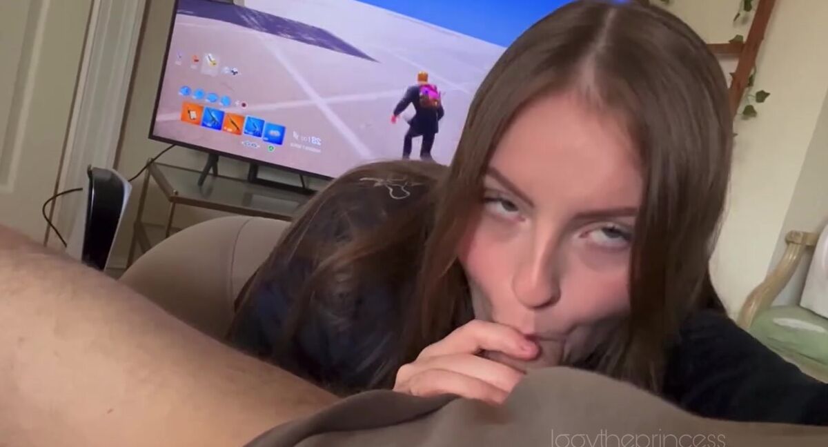 Princessiggy Nicknamed Princessiggy 05 11 2025 Onlyfans Video Does This Make Me A Good Fortnite Duo Partner