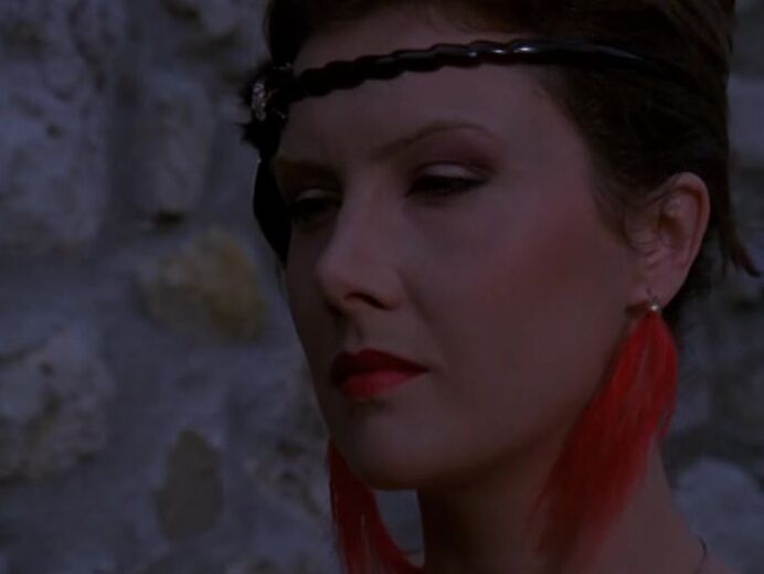 "Hélène Shirley ..." Classic, Feature La prof ou les plaisirs défendus Alpha France, Les Productions Mistral