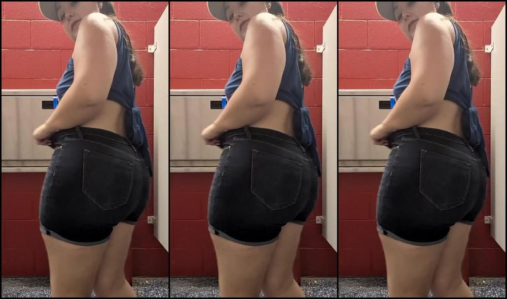 Maryank Nicknamed Maryank 06 06 2025 Onlyfans Video Cubs Won 2 Of 3 And Last Night I Got Naughty In The Bathroom At The