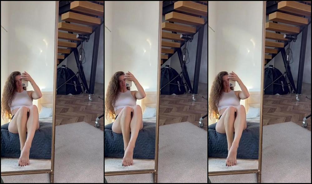 Princess Anastasia Nicknamed Anastasialegs 04 23 2024 Onlyfans Video And Again My Favorite Shot Through The Mirror