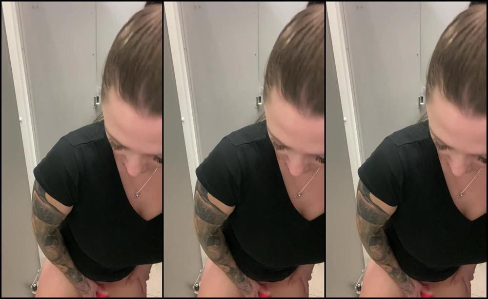 "SuzieLove212" milf, orgasms, public nudity, public outdoor, vibrator Public Orgasm Manyvids