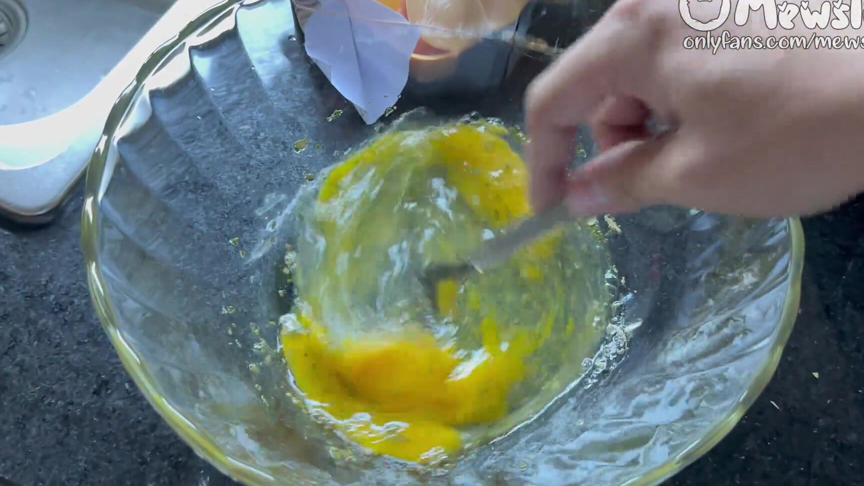 Неверная Вы Столкнетесь С Мяушлюхой Когда Бежите По Парку Пригласите Ее На Свидание Pov Мяушлюха