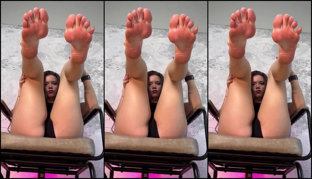 Princess Anastasia Nicknamed Anastasialegs 03 26 2024 Onlyfans Video Do You Like This Angle