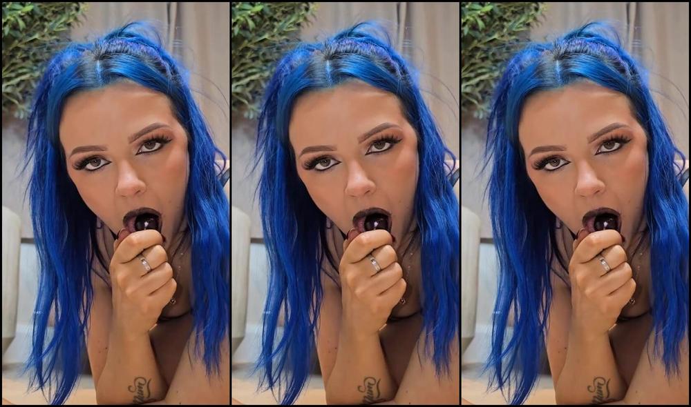 Chantelleh23 Aka Chantelleh23 12 22 2025 Onlyfans Video Here It Is The Second Most Voted Video On The Poll Getting Back Into Stretching Out