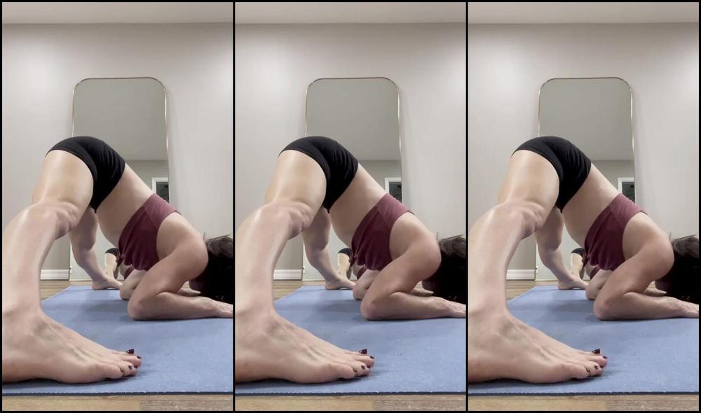 Melissa Nicknamed Omwithmelissa 09 27 2025 Onlyfans Video Smiley Straddles