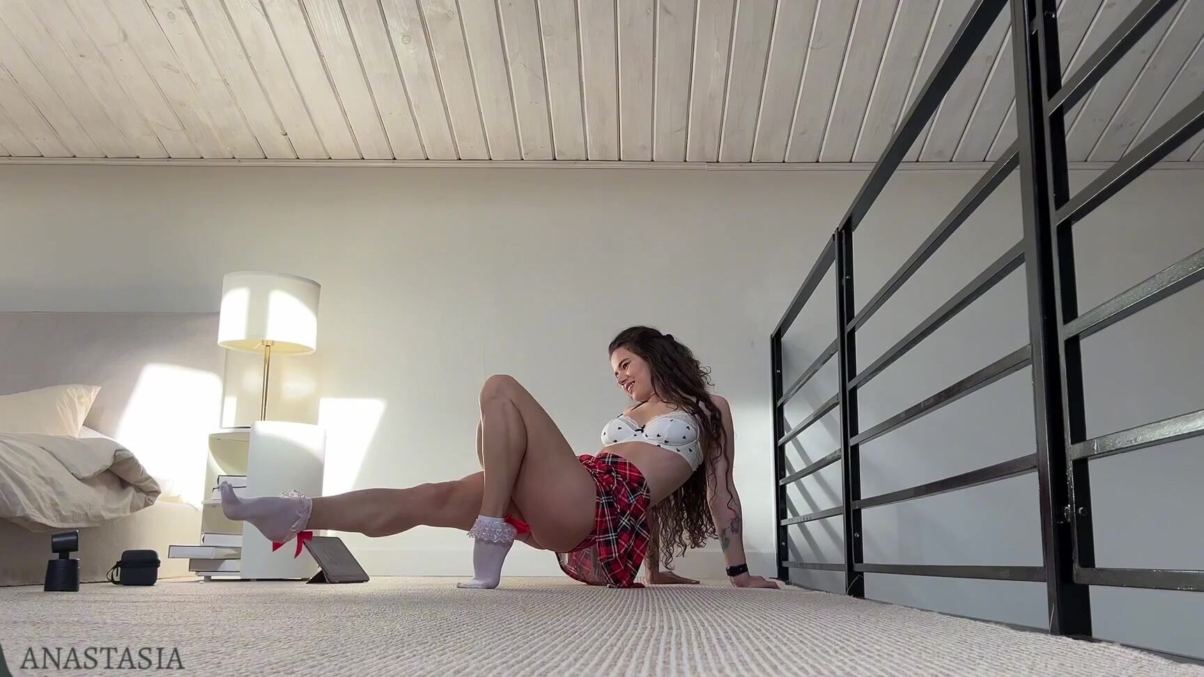 Princess Anastasia Nicknamed Anastasialegs 04 07 2025 Onlyfans Video Gotcha Do You Like To Peek As I Make A Video For You Today You Will