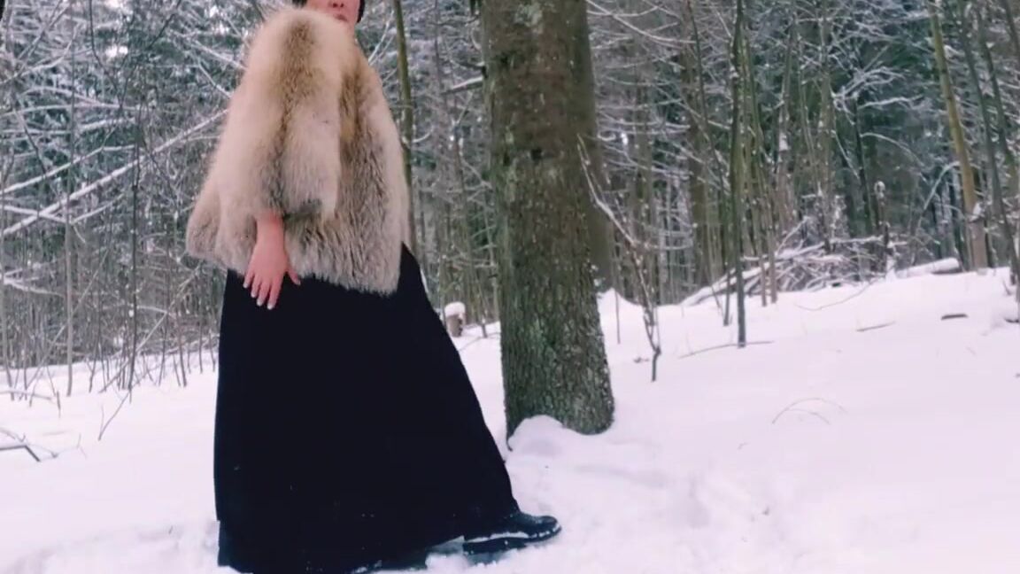 В Зимнем Лесу Crazyfamily 1970 720P