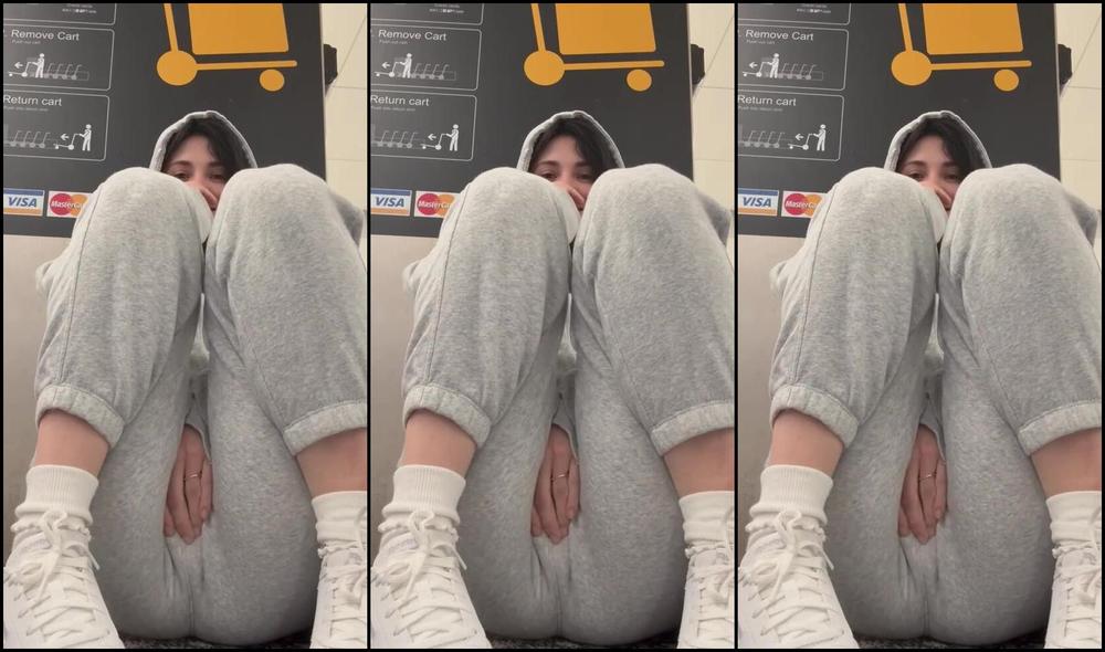 Reesetheram Nicknamed Reesetheram 05 19 2025 Onlyfans Video Im Stuck At The Airport