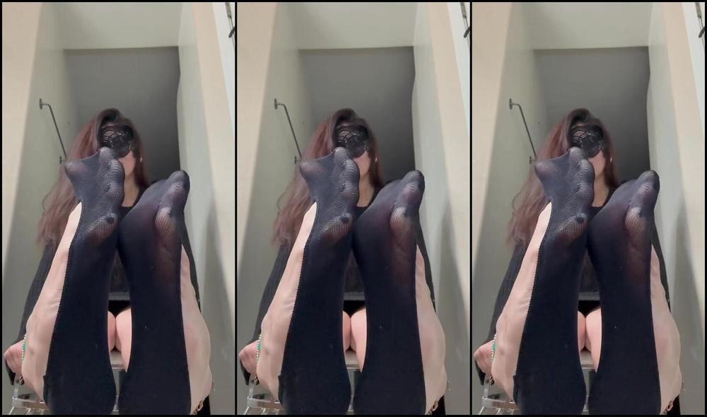 Goddess Elena Nicknamed Solebeauty93 12 29 2025 Onlyfans Video Fuck My Sweaty Pedsocks