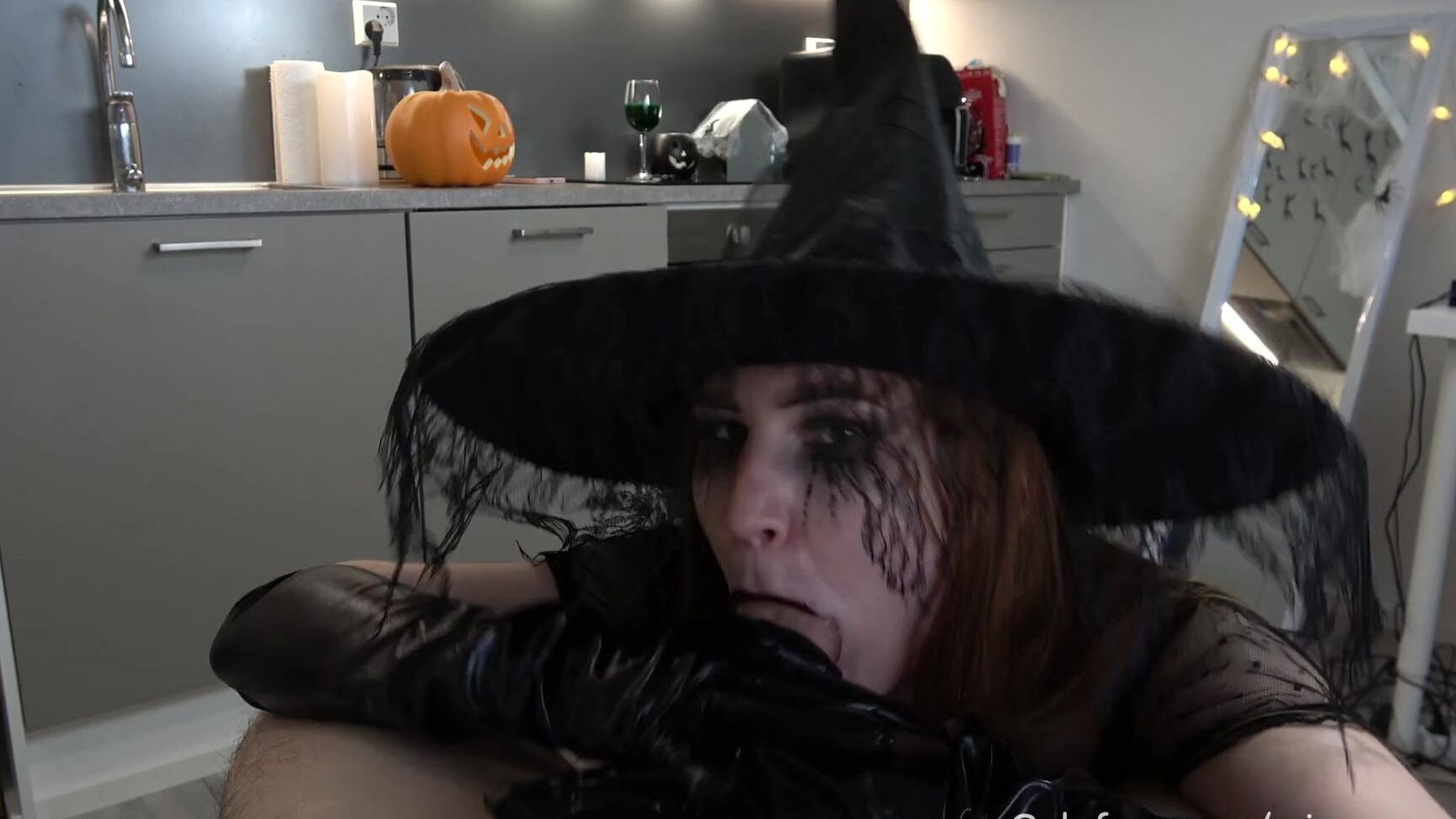 Я Украл Его Сперму Для Своего Зелья