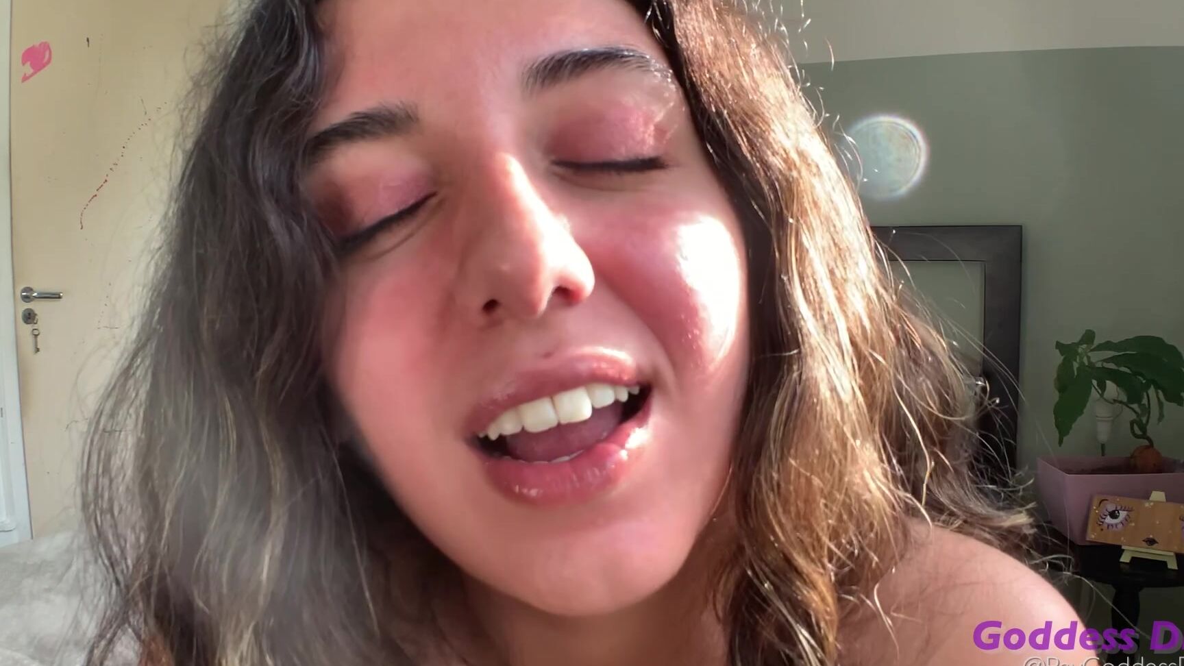 "GoddessDri" face fetish, femdom pov, love addiction, mesmerize, eye contact All Mine Manyvids