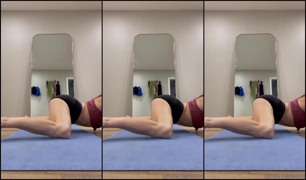 Melissa Nicknamed Omwithmelissa 09 04 2025 Onlyfans Video Hip Stretches And Toe Curls