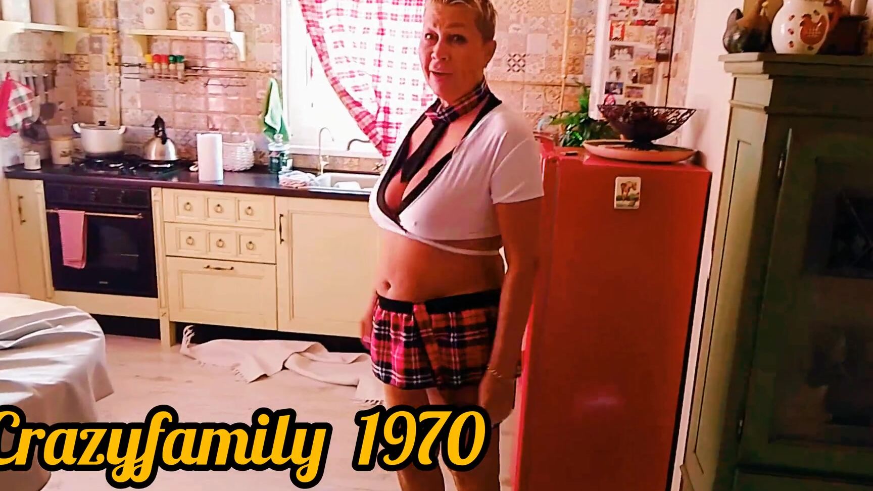 Step Mom Cleaned Floor Crazyfamily 1970