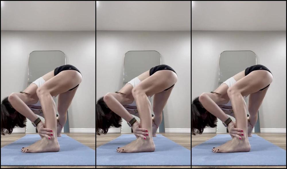 Melissa Nicknamed Omwithmelissa 10 13 2025 Onlyfans Video All Those Squats Require All The Inner Thigh Opening